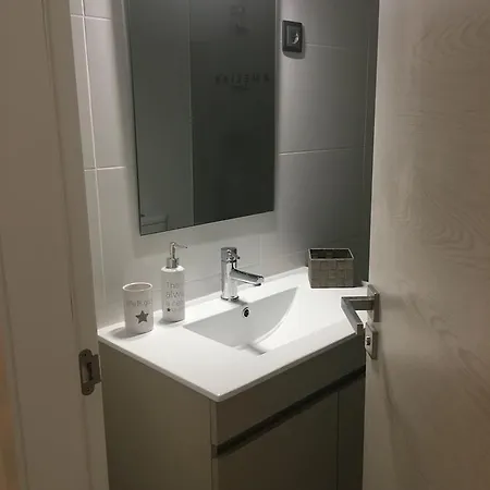 Amelia's House Hostel