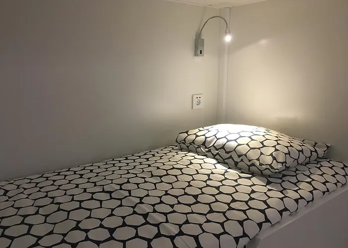 Amelia's House Hostel *